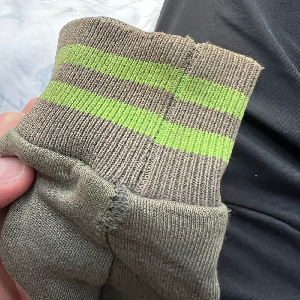 Drop dead varsity Jacket kitty brains. - Picture 5 of 5